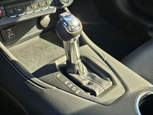 Used 2025 Ford Mustang GT Premium RWD image 36
