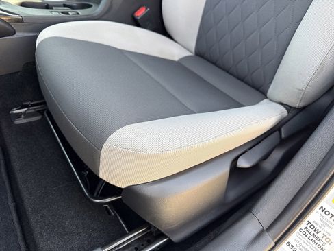 Used 2024 Toyota Corolla LE image 12