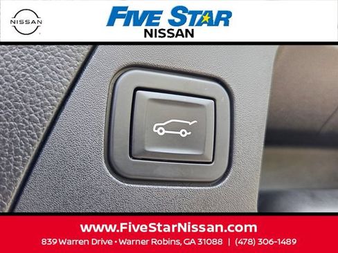 Used 2019 Buick Envision Essence AWD/4WD image 13
