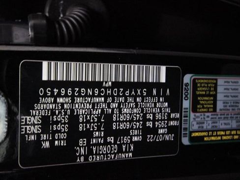 Used 2022 Kia Telluride LX image 32