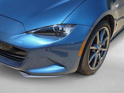 Used 2020 MAZDA MX-5 Miata RF Grand Touring RWD image 12