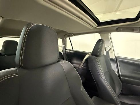 Used 2013 Toyota RAV4 XLE FWD image 28