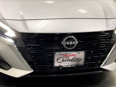 Used 2024 Nissan Altima 2.5 SV w/ SV Premium Package FWD image 30