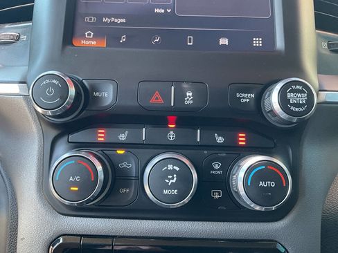 Used 2022 RAM 3500 Big Horn w/ Level C Equiment Group image 14