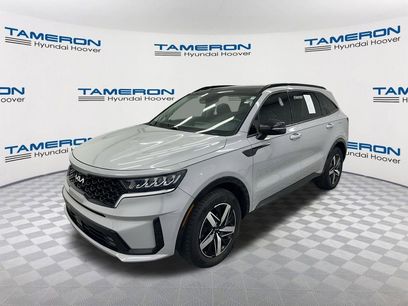 Used 2022 Kia Sorento EX w/ Panoramic Sunroof Package