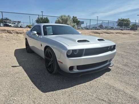 Used 2022 Dodge Challenger SRT Hellcat Redeye RWD image 3