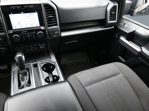 Used 2019 Ford F150 XLT w/ Equipment Group 302A Luxury AWD/4WD image 38