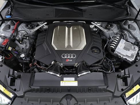 Used 2021 Audi RS 7 Sportback AWD/4WD image 46