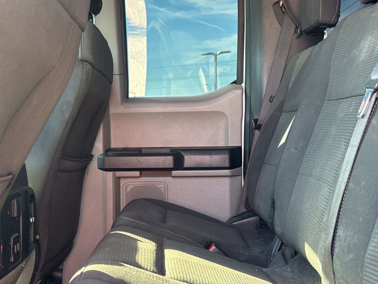 Used 2017 Ford F150 XL w/ Equipment Group 101A Mid AWD/4WD image 37