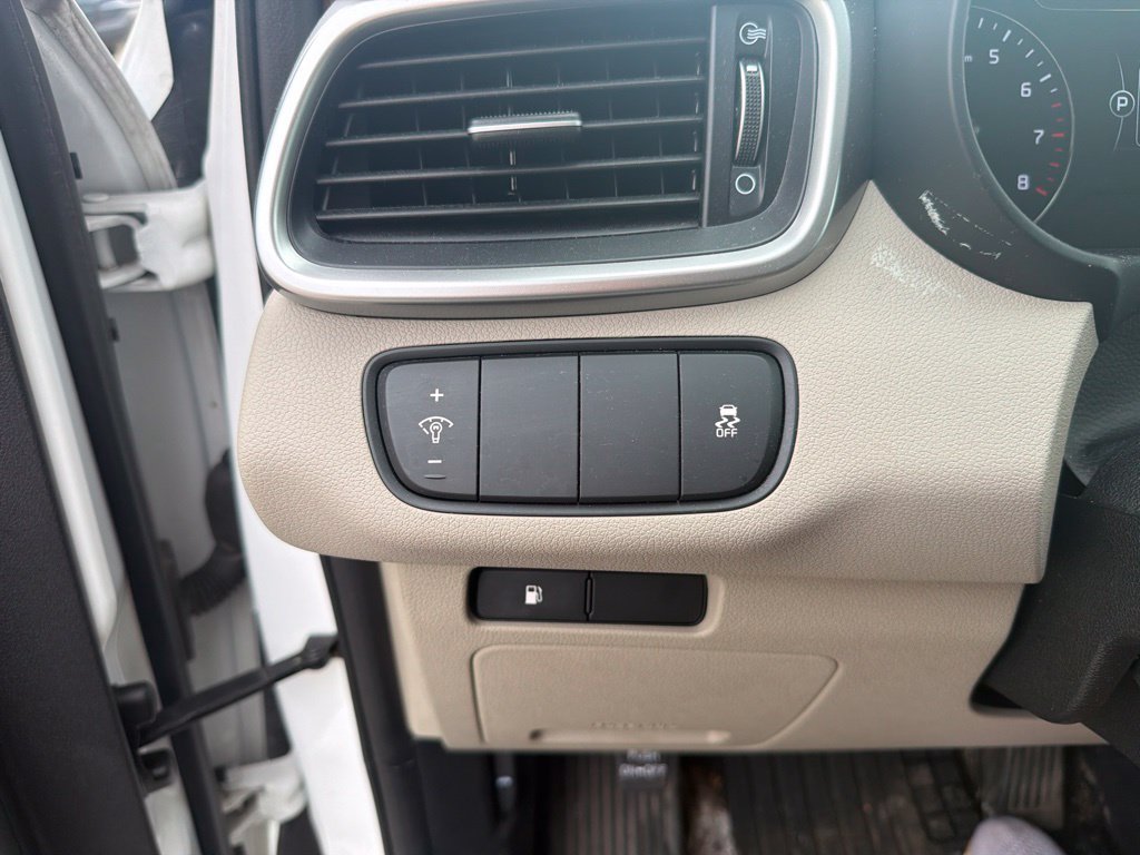 Used 2018 Kia Sorento LX AWD/4WD image 14