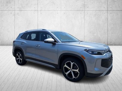 New 2025 Volkswagen Tiguan SE