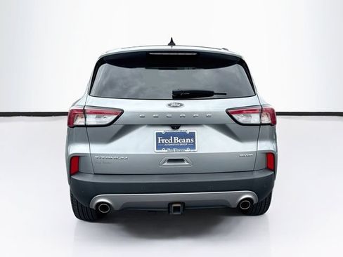 Certified 2022 Ford Escape Titanium w/ Titanium Elite Package AWD/4WD image 9