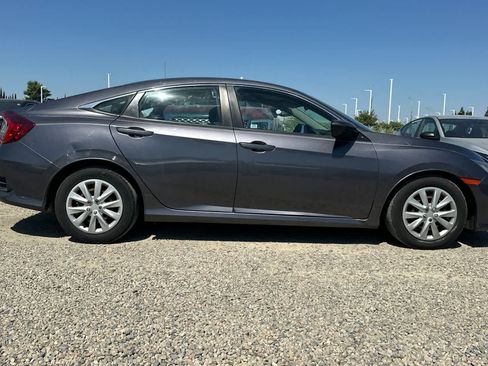 Used 2018 Honda Civic LX image 9