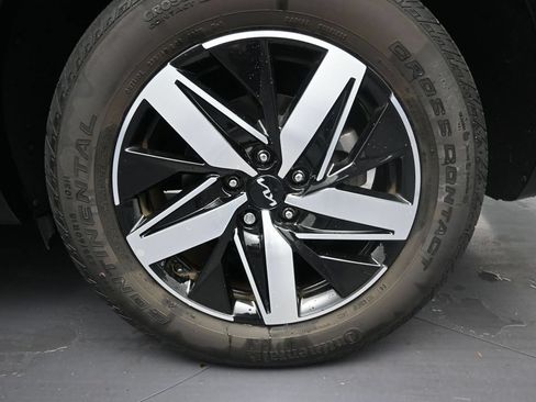 Used 2023 Kia Sorento S FWD image 10