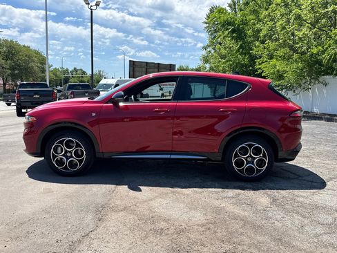 Used 2024 Alfa Romeo Tonale Ti image 3