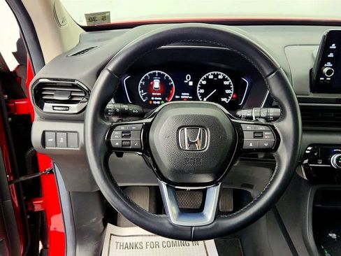 Used 2025 Honda Pilot Touring image 14