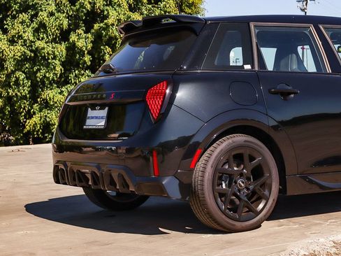 New 2026 MINI Cooper S FWD image 11