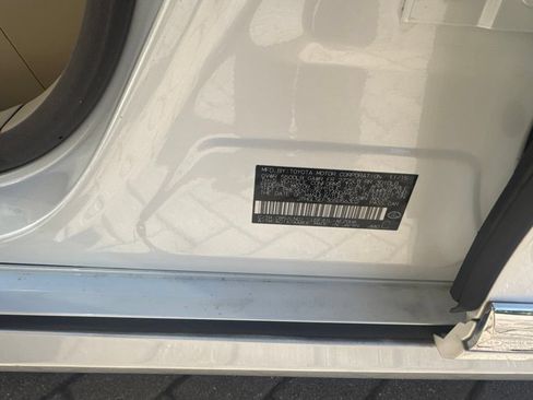Used 2016 Lexus LS 460 L RWD image 10