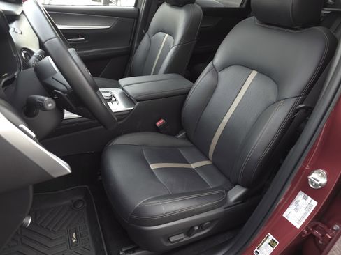 Used 2024 MAZDA CX-90 3.3 Turbo w/ Premium Plus Pkg image 10