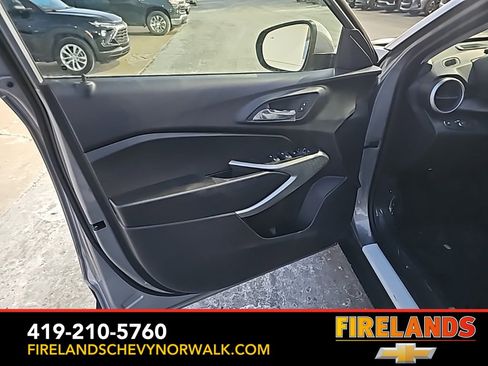 New 2026 Chevrolet Trax LS w/ LS Convenience Package image 27