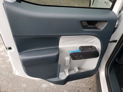 New 2025 Ford Maverick XLT w/ XLT Luxury Package image 14