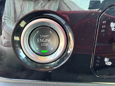 Used 2024 GMC Sierra 1500 Elevation AWD/4WD image 16