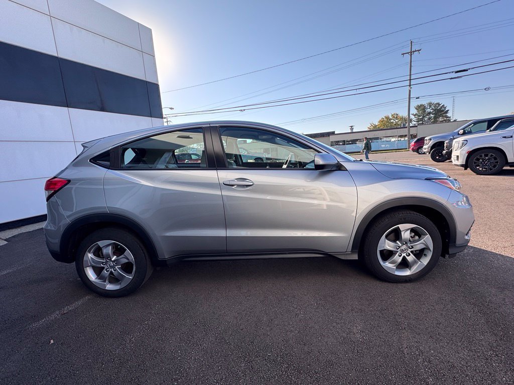 Used 2020 Honda HR-V LX image 8