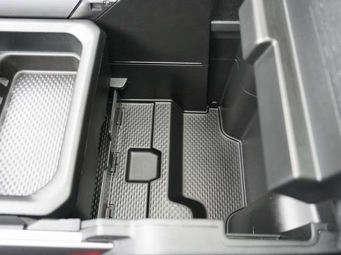 Used 2023 RAM 1500 Laramie image 22