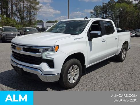 Used 2025 Chevrolet Silverado 1500 LT RWD image 4
