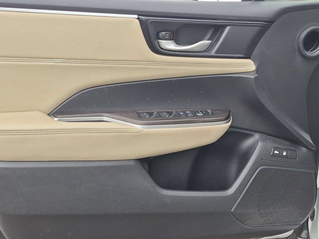 Used 2018 Honda Clarity Plug-In Hybrid image 22
