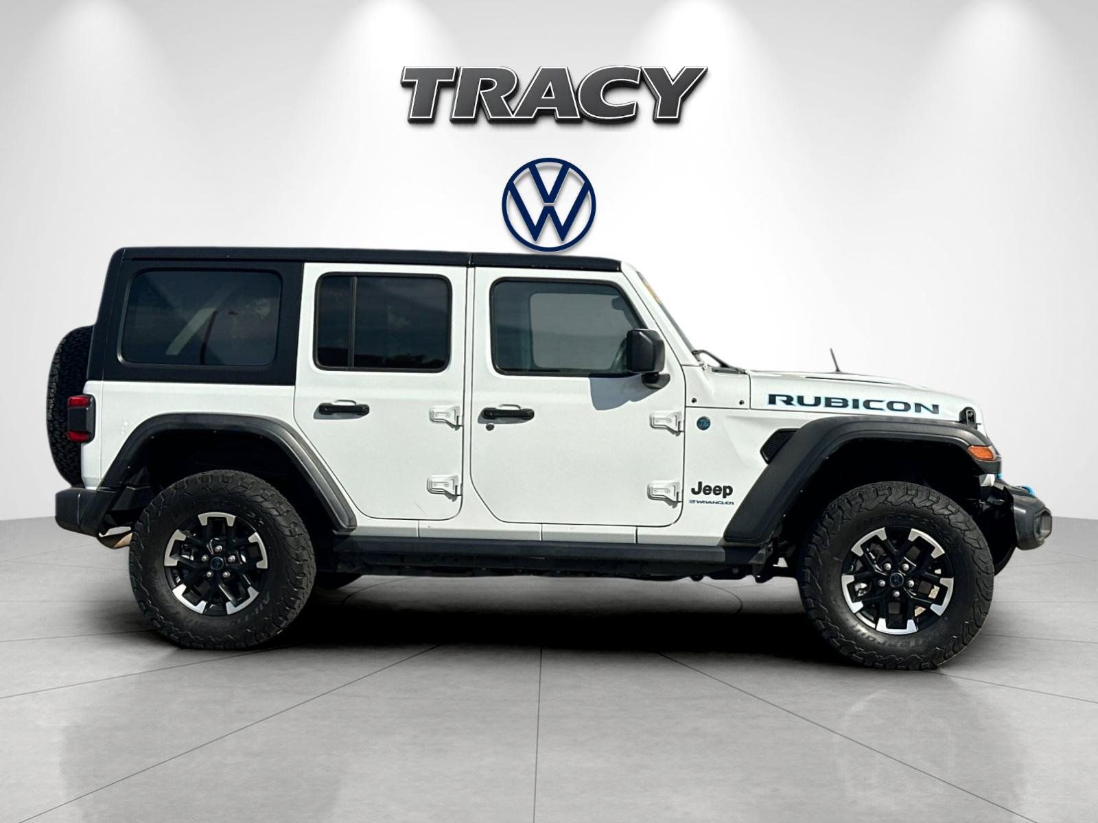 Used 2024 Jeep Wrangler Unlimited Rubicon 4xe AWD/4WD image 3