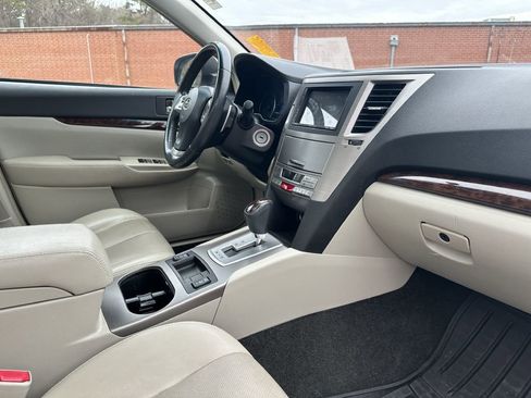 Used 2014 Subaru Legacy 2.5i Limited image 15
