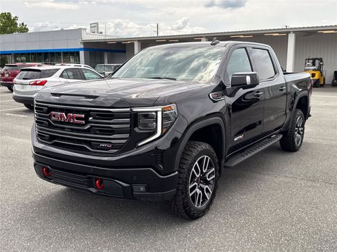 New 2026 GMC Sierra 1500 AT4 w/ AT4 Premium Package AWD/4WD image 8