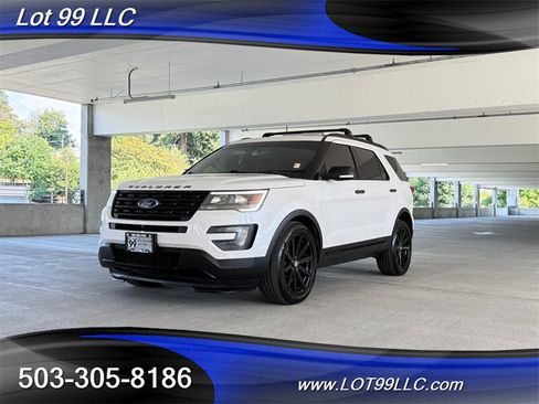 Used 2016 Ford Explorer Sport w/ Equipment Group 401A AWD/4WD image 2