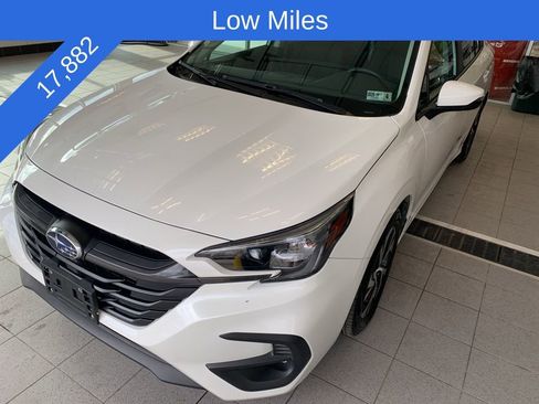 Certified 2025 Subaru Legacy Premium AWD/4WD image 2