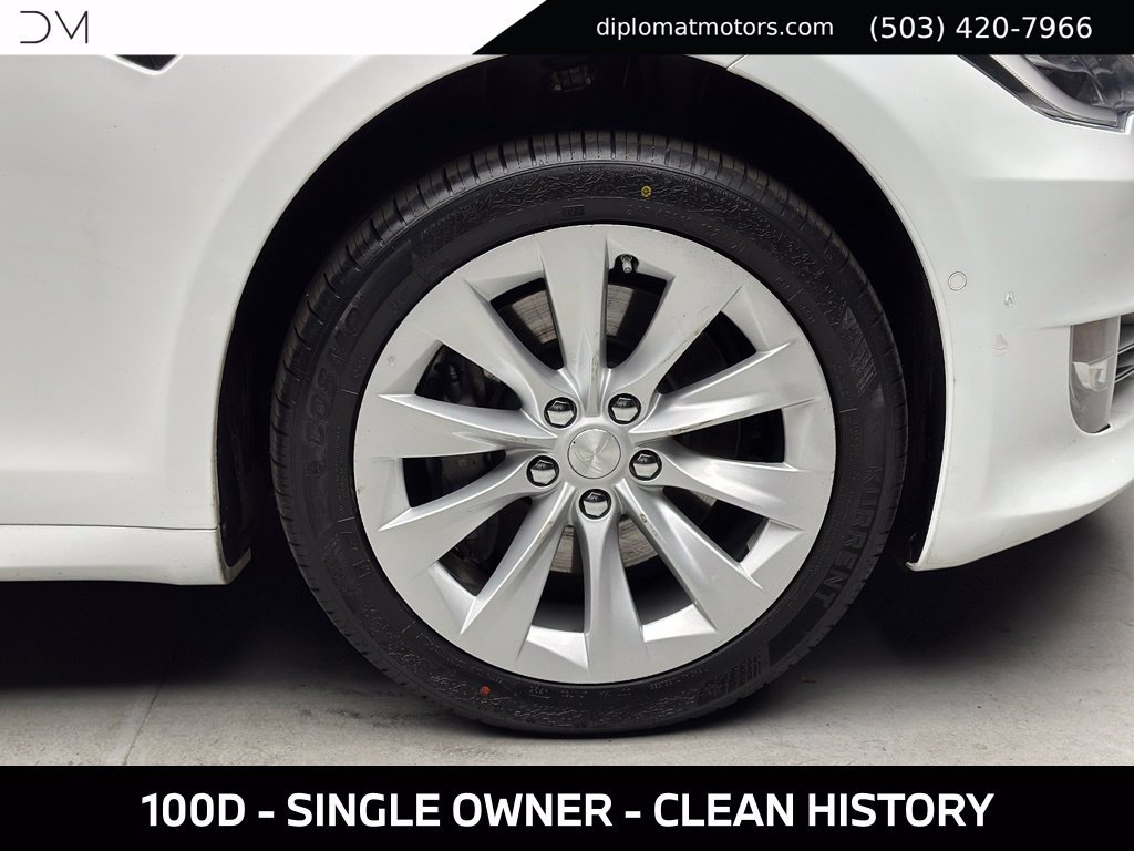 Used 2017 Tesla Model S 100D AWD/4WD image 35