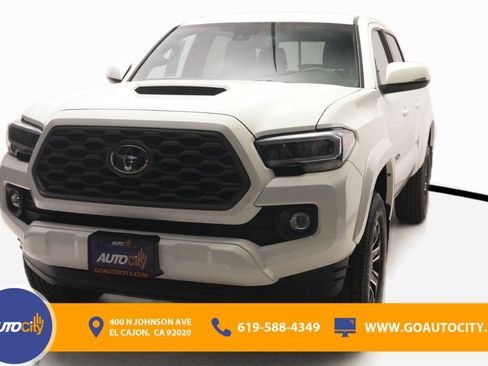 Used 2022 Toyota Tacoma TRD Sport image 1