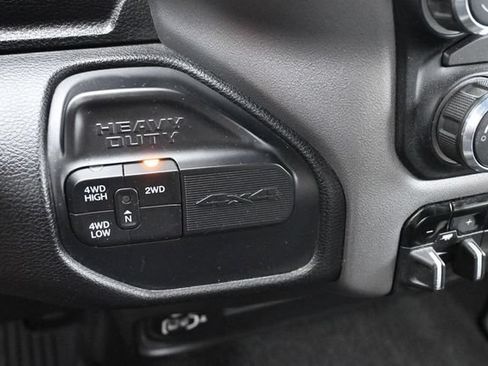 Used 2024 RAM 2500 Big Horn AWD/4WD image 9