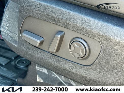 New 2026 Kia Carnival image 25