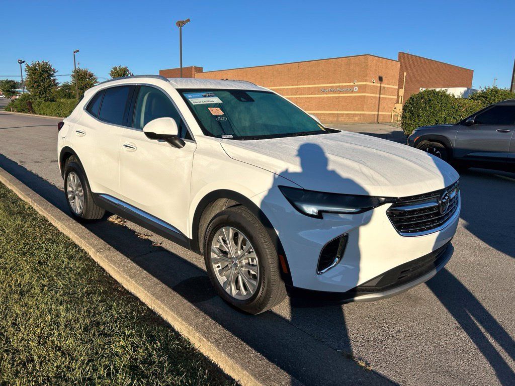 Used 2022 Buick Envision Preferred FWD image 2