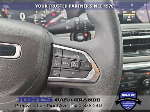 Used 2023 Jeep Compass Limited AWD/4WD image 15