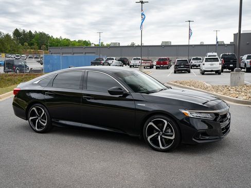 Used 2022 Honda Accord Sport image 12