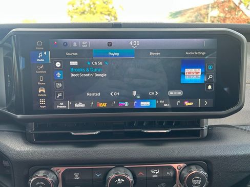 New 2026 Jeep Wrangler Unlimited Sport AWD/4WD image 9