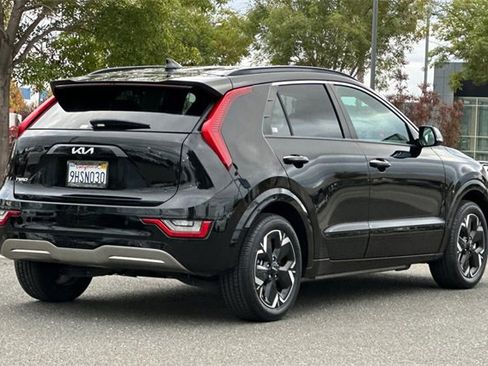 Used 2023 Kia Niro Wave image 4
