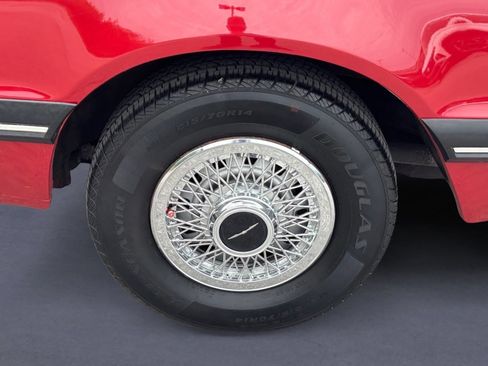 Used 1987 Ford Thunderbird RWD image 10