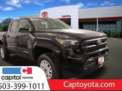 New 2025 Toyota Tacoma SR5