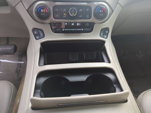 Used 2017 GMC Yukon Denali w/ Open Road Package image 24