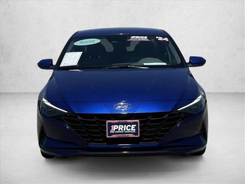 Certified 2023 Hyundai Elantra SEL FWD image 2