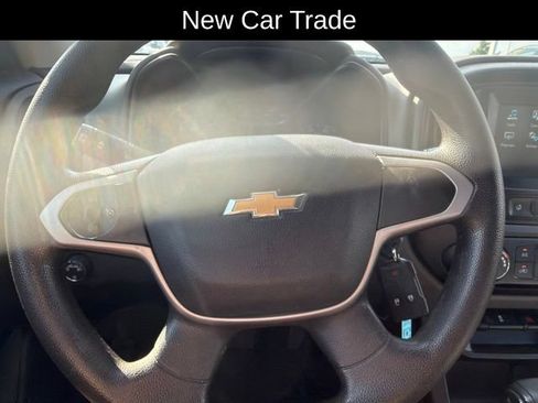 Used 2017 Chevrolet Colorado W/T w/ WT Convenience Package RWD image 11