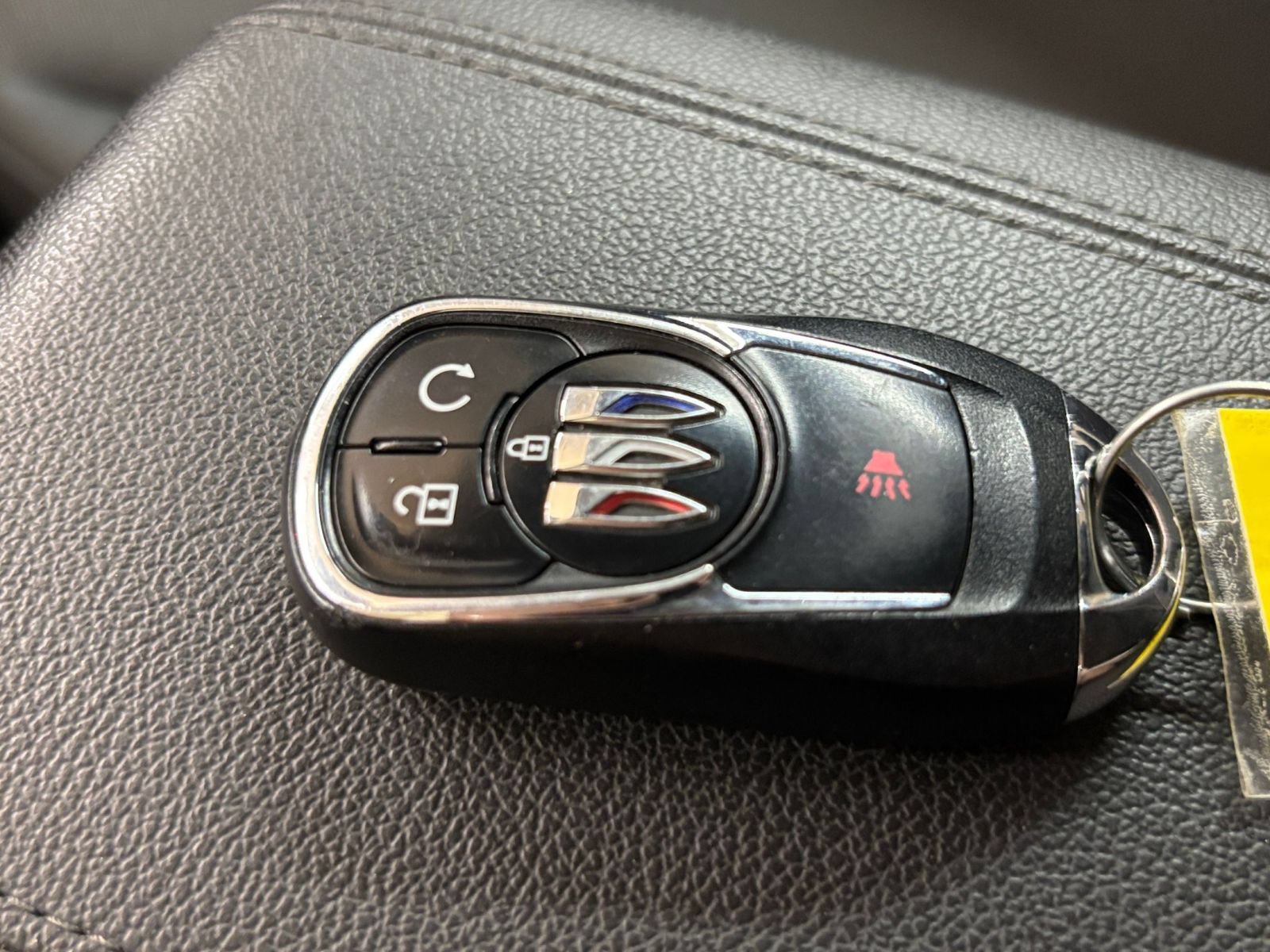 Used 2025 Buick Encore GX Preferred AWD/4WD image 20